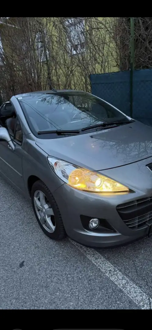 Peugeot 207 Allure Grau - 1