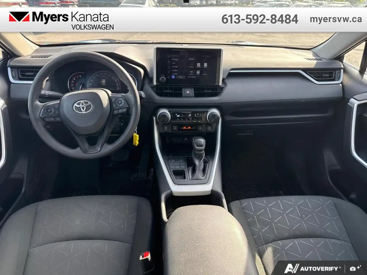 Toyota RAV 4 снимка Toyota RAV 4