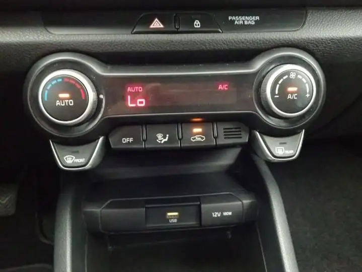 Kia Rio 2024, foto 14