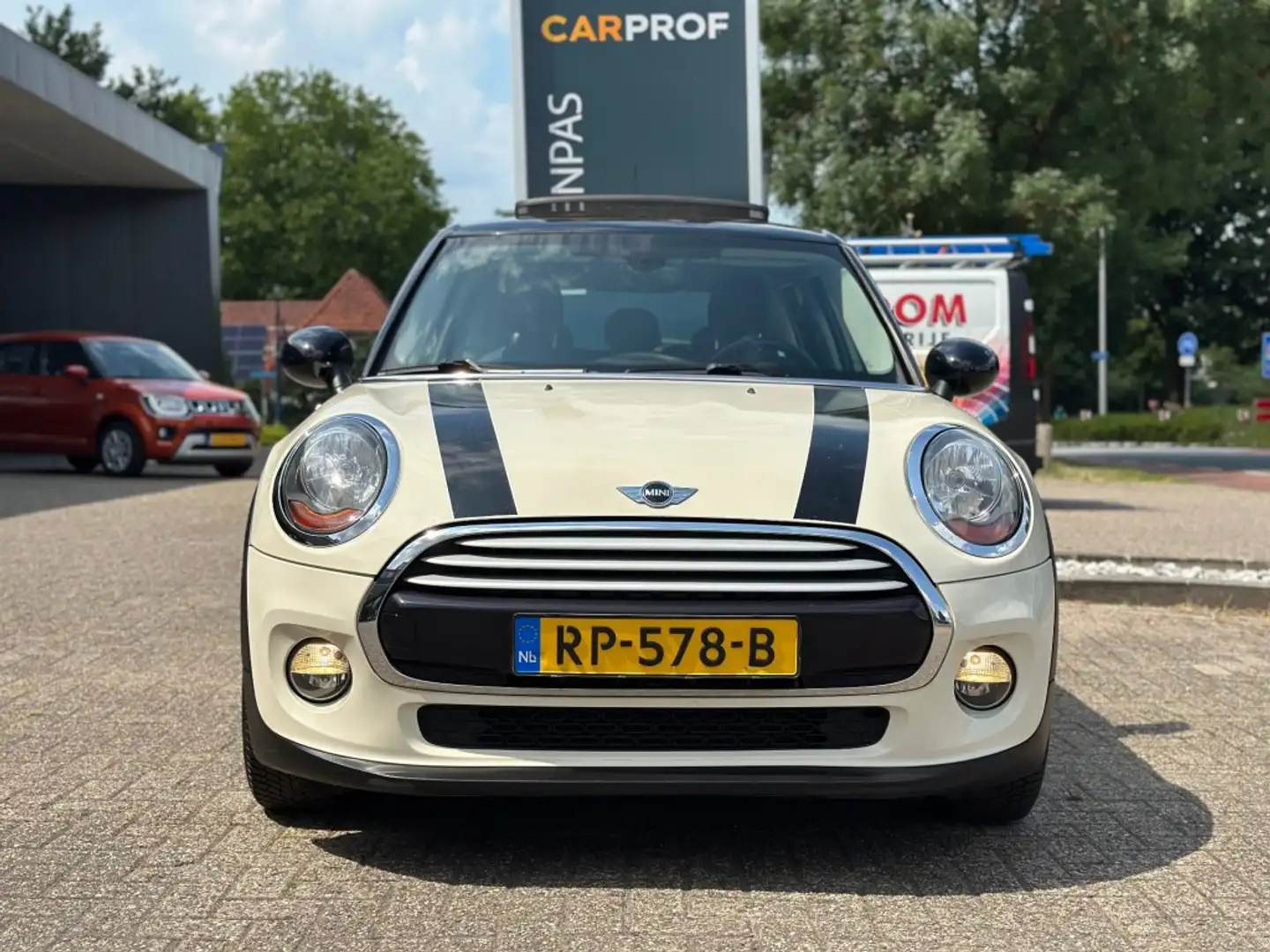 MINI Cooper 1.5 5-drs Cooper Chili Business '' Allseasonbanden Wit - 2