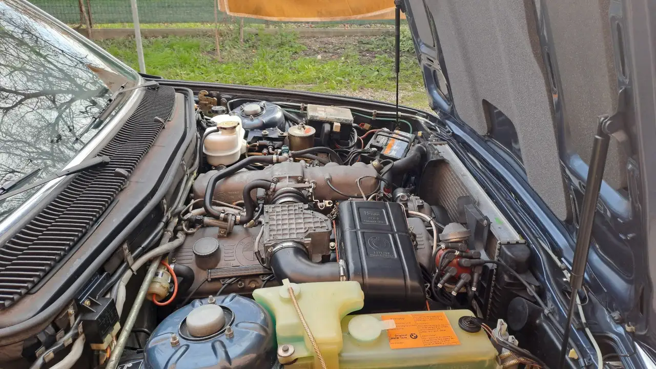 BMW 735i 3.5, foto 3