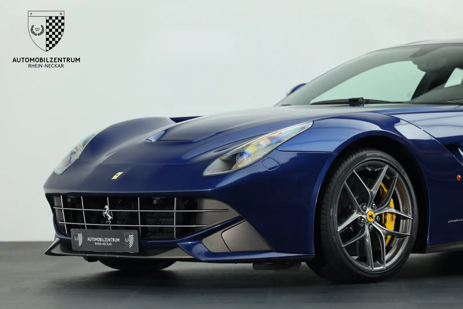 Ferrari F12 F12berlinetta PassengerDisplay/Carbonlenkrad LED Blau - 2