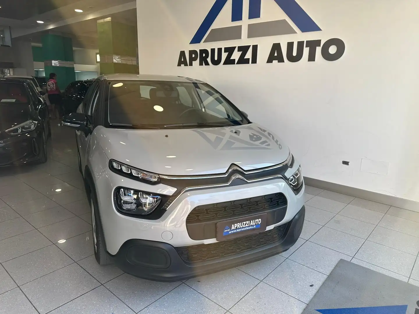 Citroen C3 C3 III 2017 1.2 puretech Feel s Gris - 1