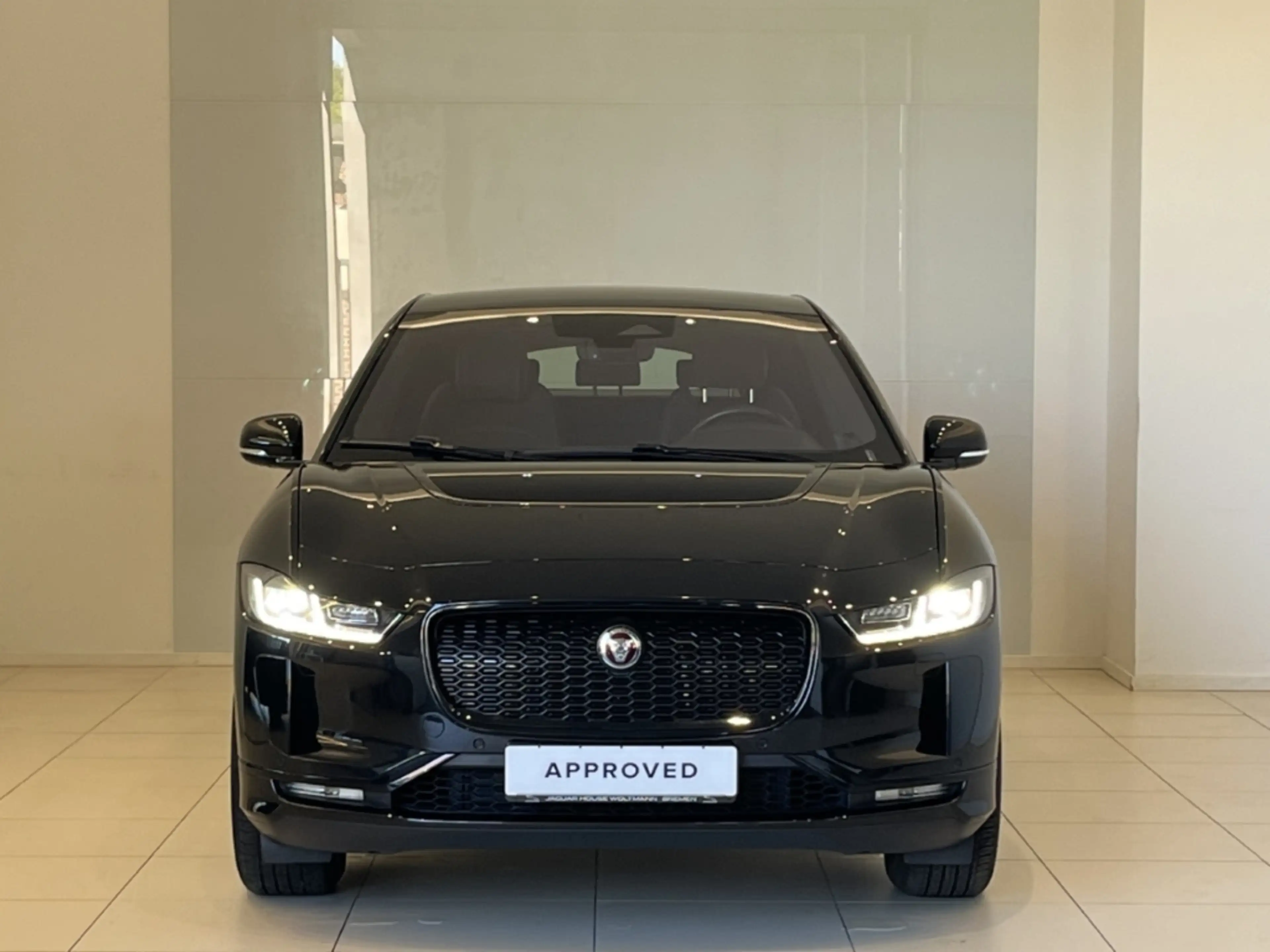 Jaguar I-Pace EV400 S StandHZG Panorama Meridian — photo 14