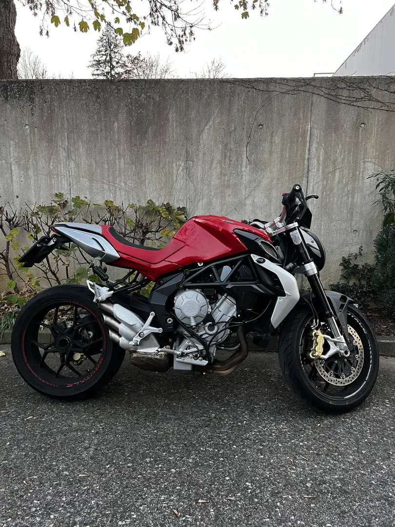 MV Agusta Brutale 675 B3 Красный - 1