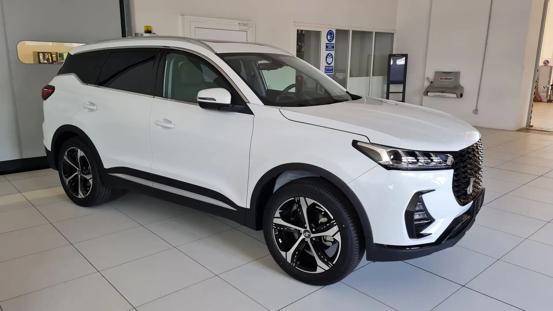 DR Automobiles DR6 DR 6.0 1.5 turbo Gpl 149cv cvt Weiß - 2