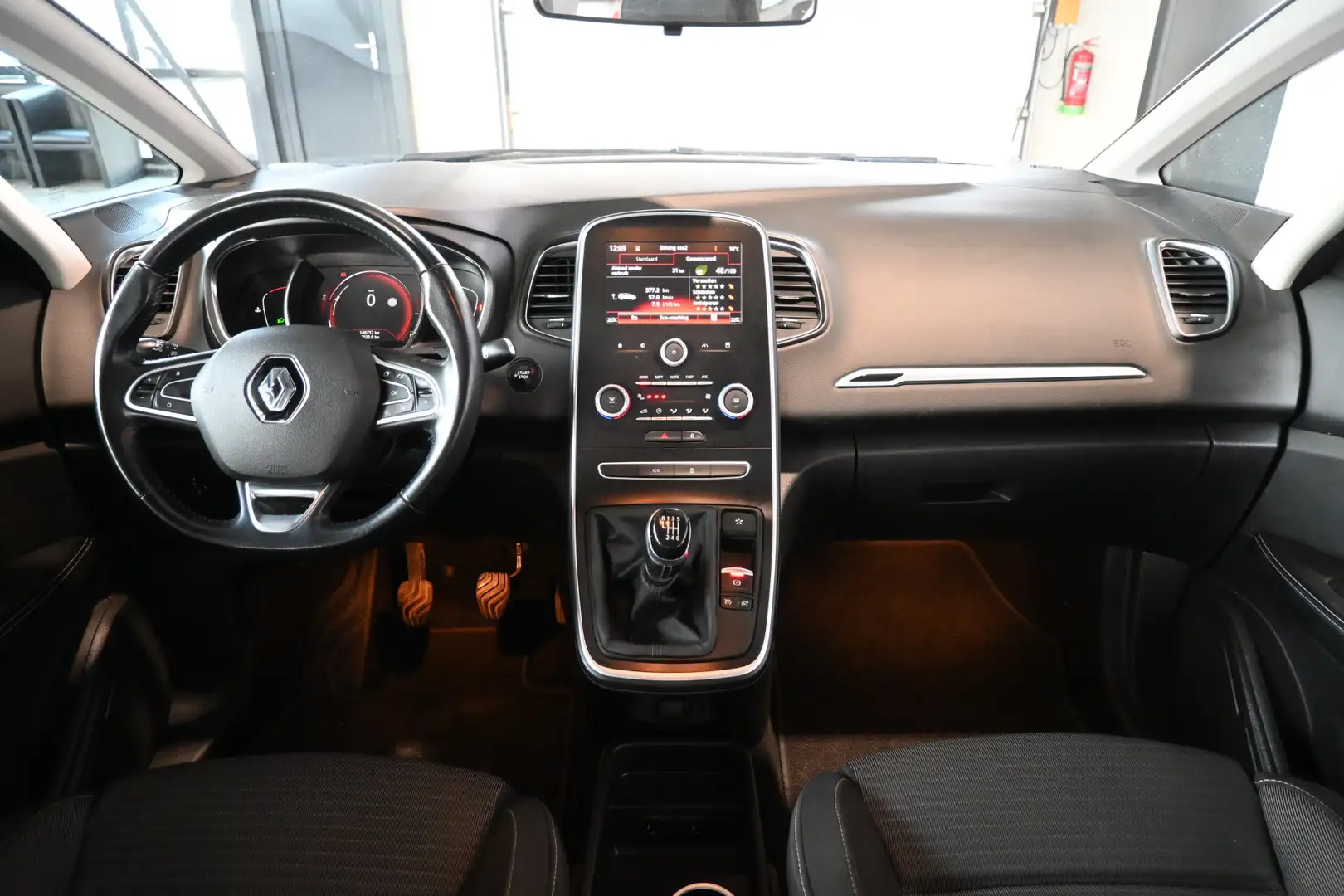 Renault Grand Scenic 1.2 TCe Intens 7 Persoons Clima Navigatie LED Rijk Grijs - 2