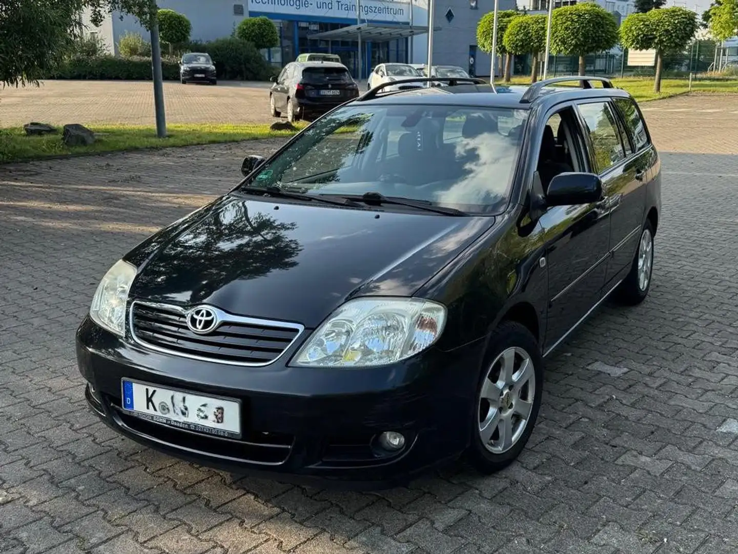 Toyota Corolla Corolla 1.6 VVT-i Combi Sol Schwarz - 2