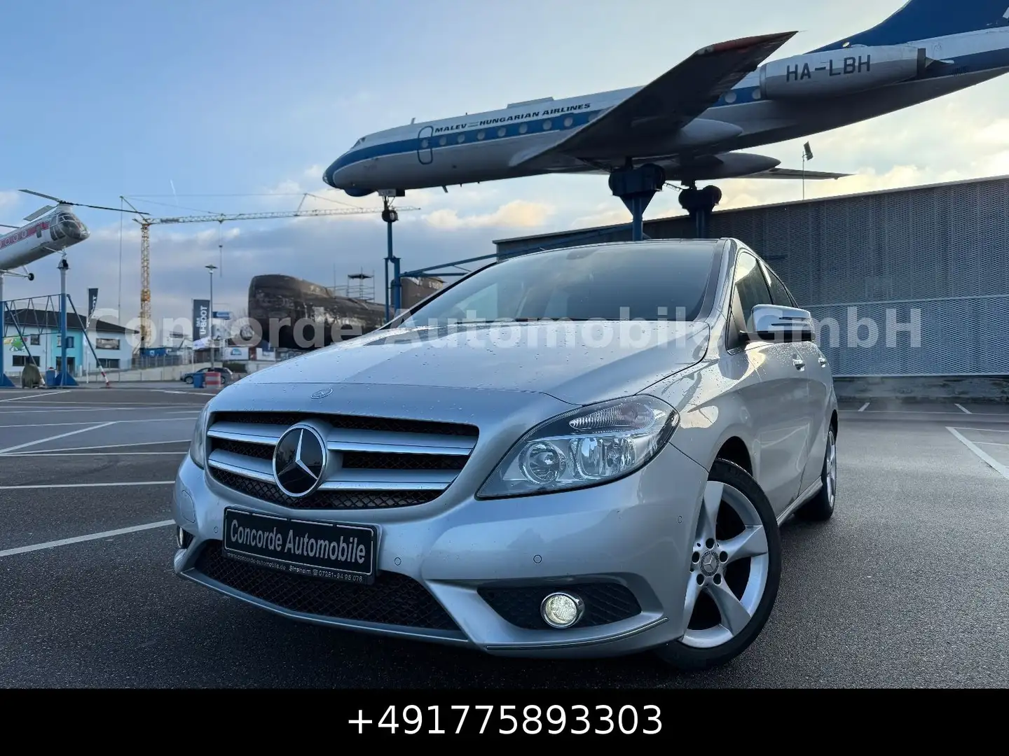 Mercedes-Benz B 180 B -Klasse B 180 CDI / d NAVI PDC KLIMA AHK Silber - 1