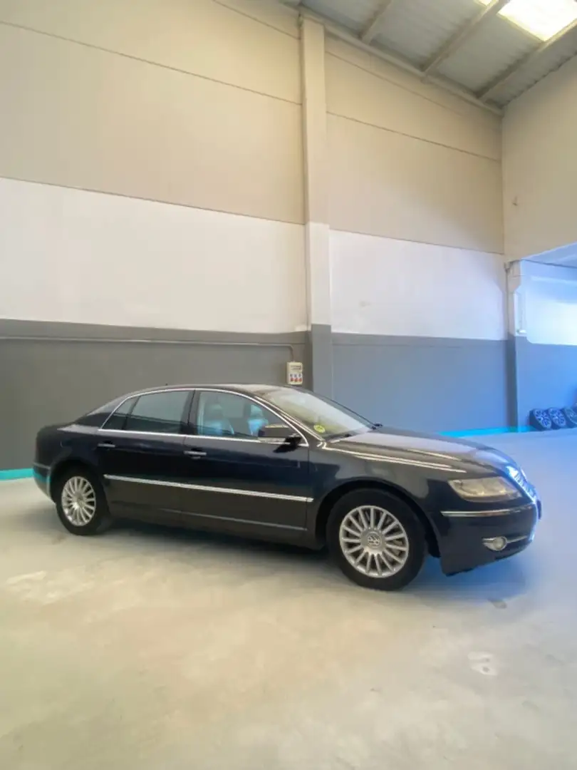 Volkswagen Phaeton 3.0TDI V6 4pl. DSG Gris - 2