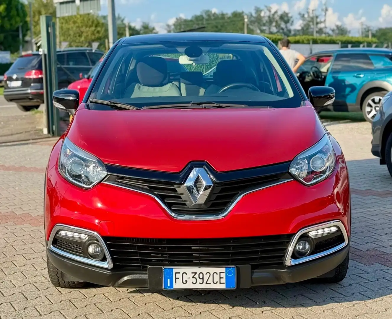 Renault Captur 1.2 tce Intens   ** CAMBIO AUTOMATICO ** Rouge - 2
