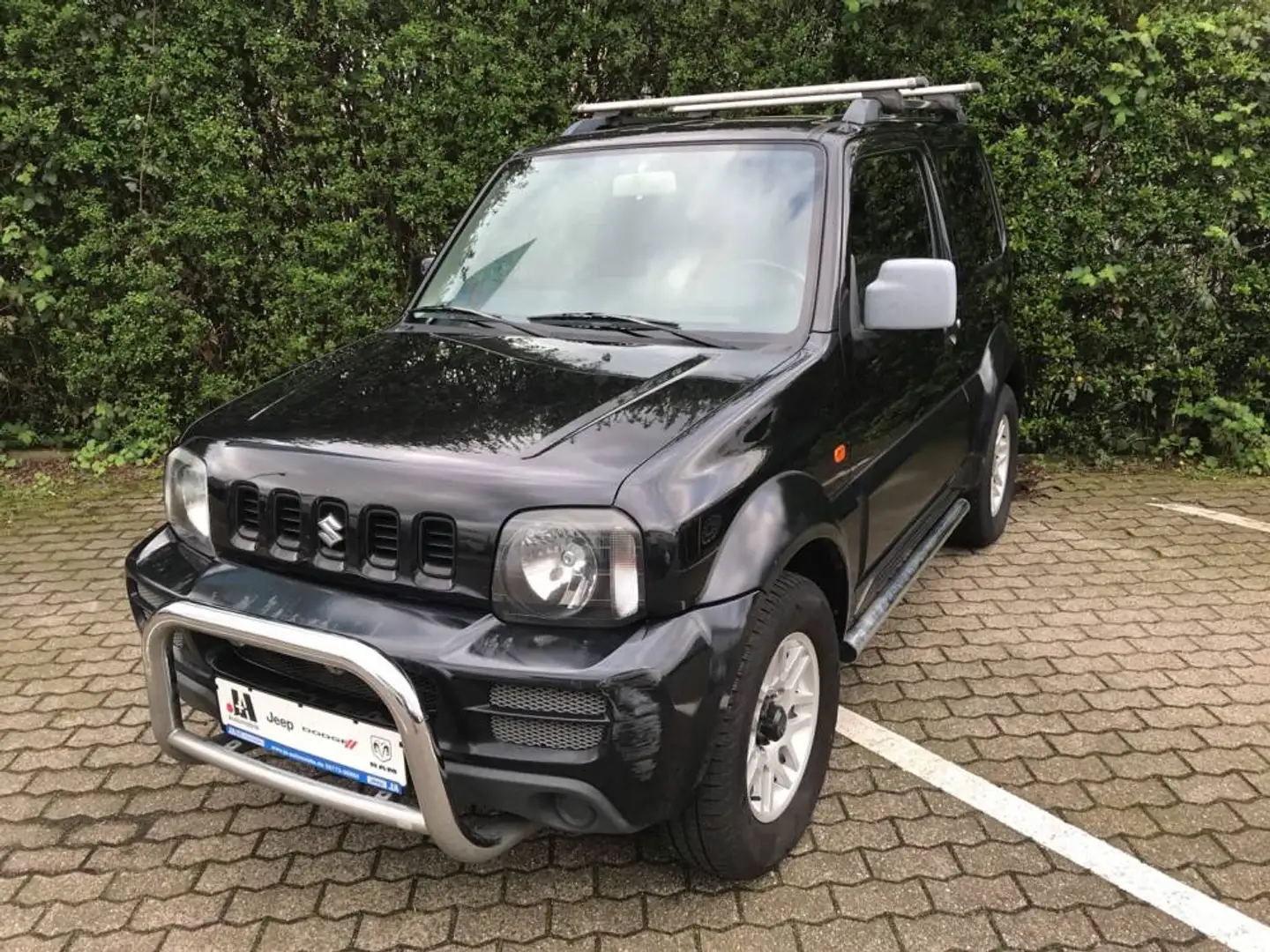 Suzuki Jimny JIMNY LIM. 1.3 3D M/T COMFORT crna - 1