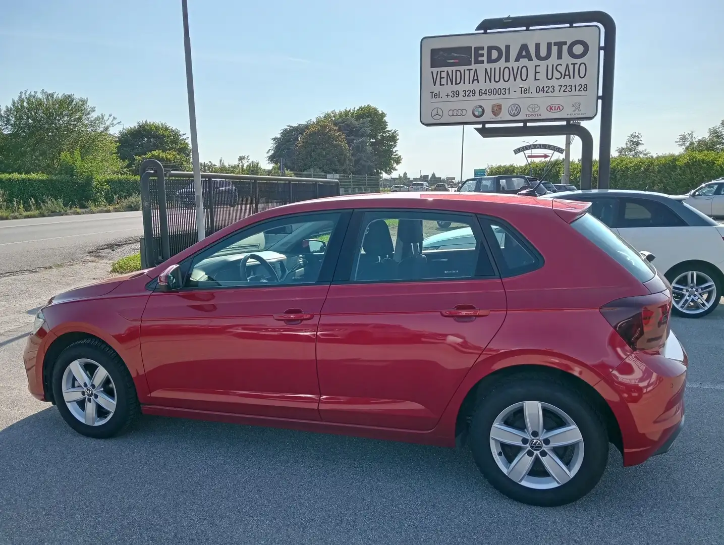 Volkswagen Polo Polo 1.0 tsi Life 95cv dsg Rojo - 2