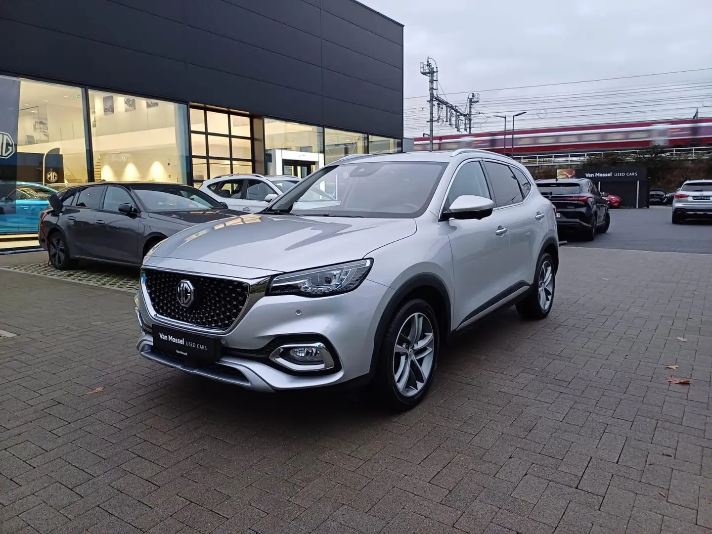 MG EHS 1.5 TGDI Luxury PHEV Argent - 2