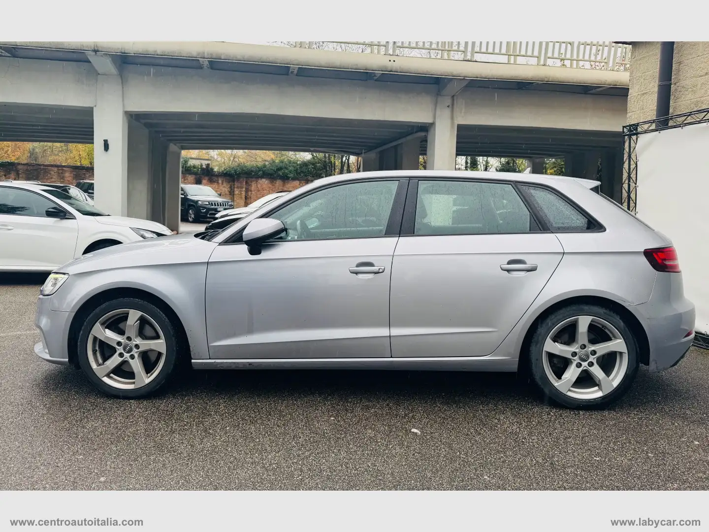 Audi A3 SPB 2.0 TDI cl.d quattro S tr.edition Gri - 2