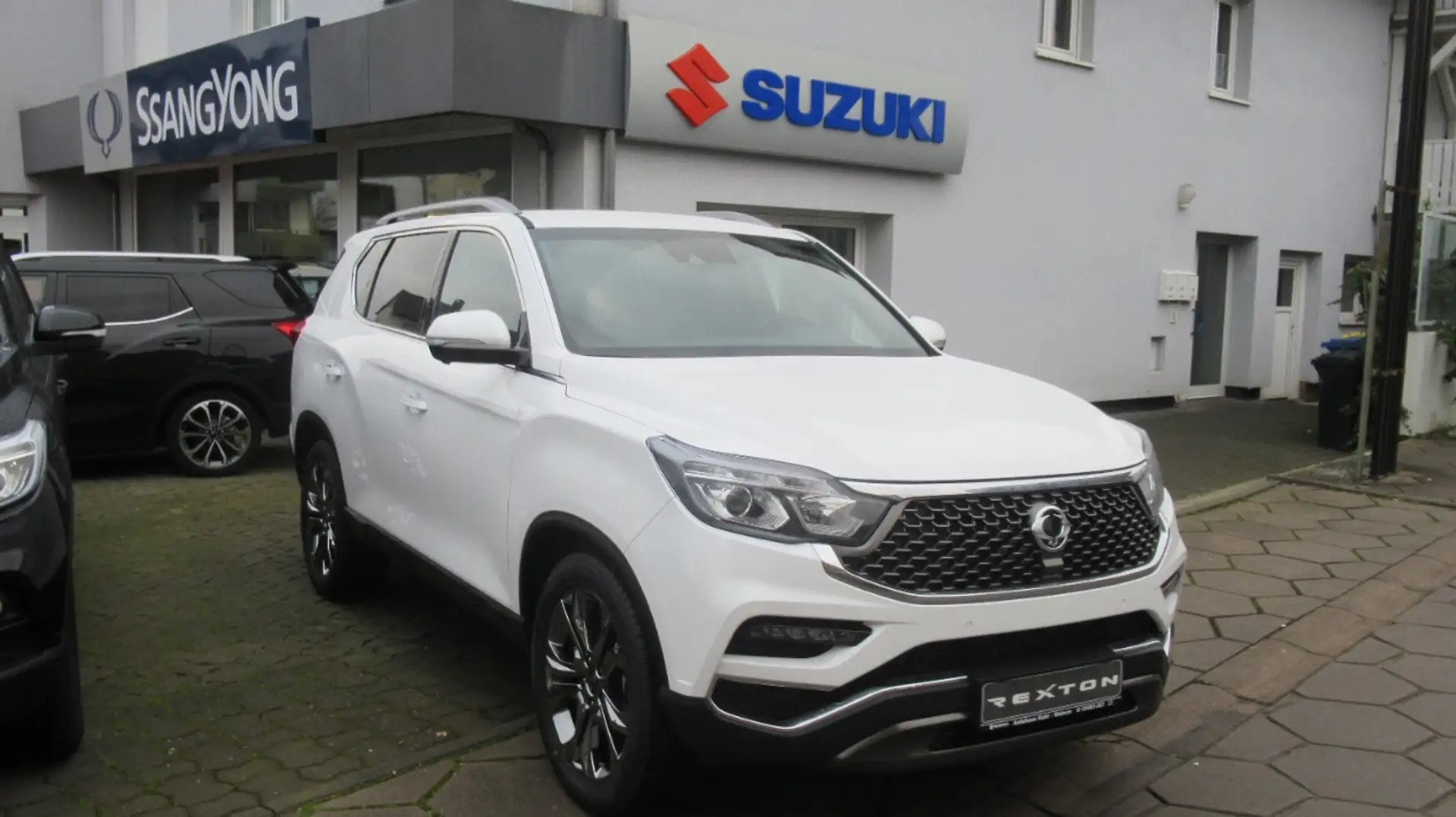 SsangYong Rexton 2.2 e-XDi 4WD Autom,Noblesse,MY2020, Alu 20",3,5t Bianco - 2