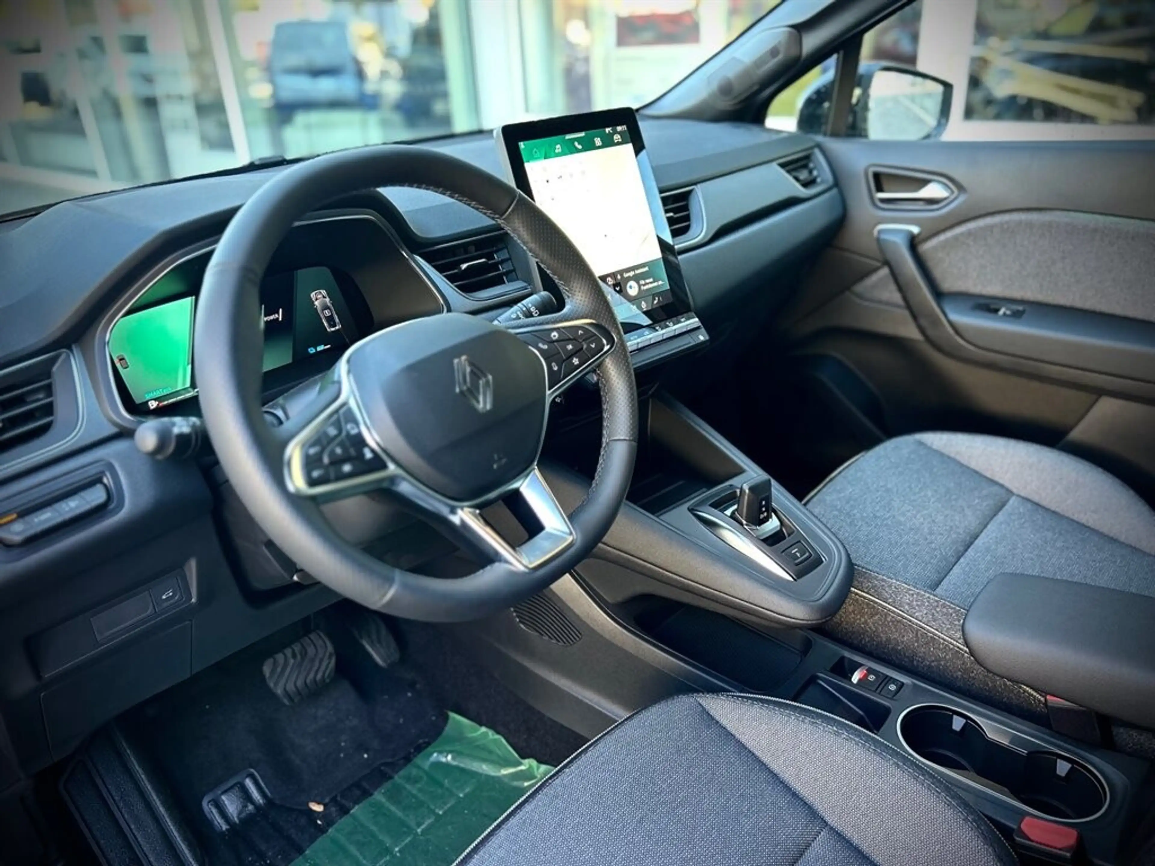 Renault Symbioz E-Tech HEV 160 Techno Aut. — photo 4