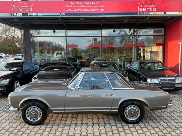 1965 Mercedes-Benz 230 in Grey for sale