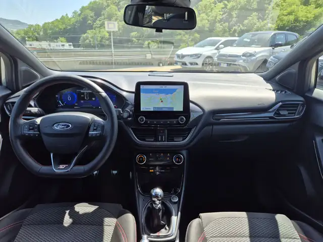 Ford Puma view 8