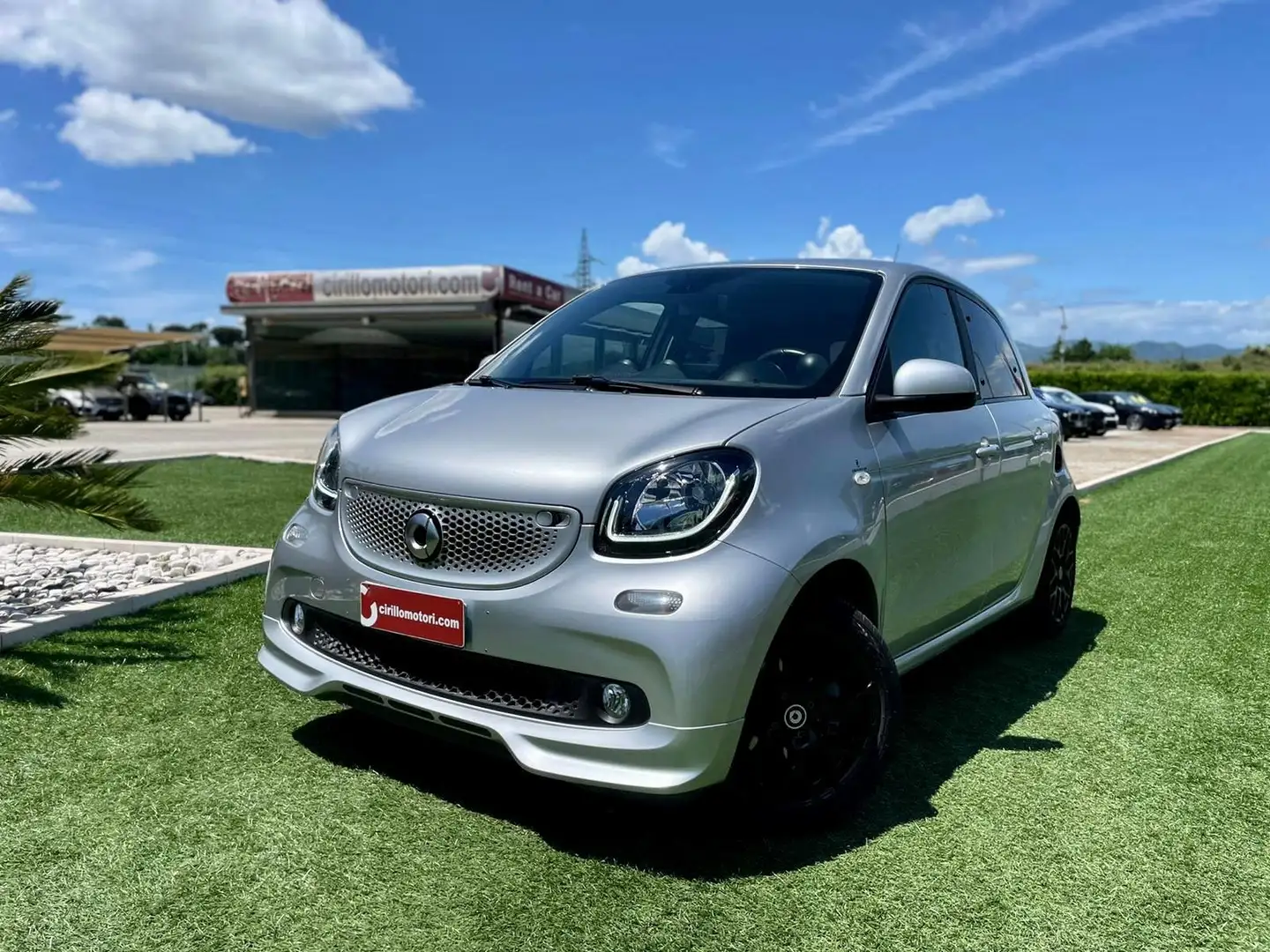 smart forFour 0.9 t Brabus Style 90cv twinamic Argent - 1