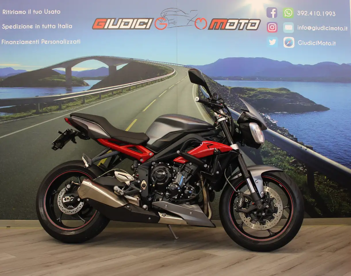 Triumph Street Triple 675