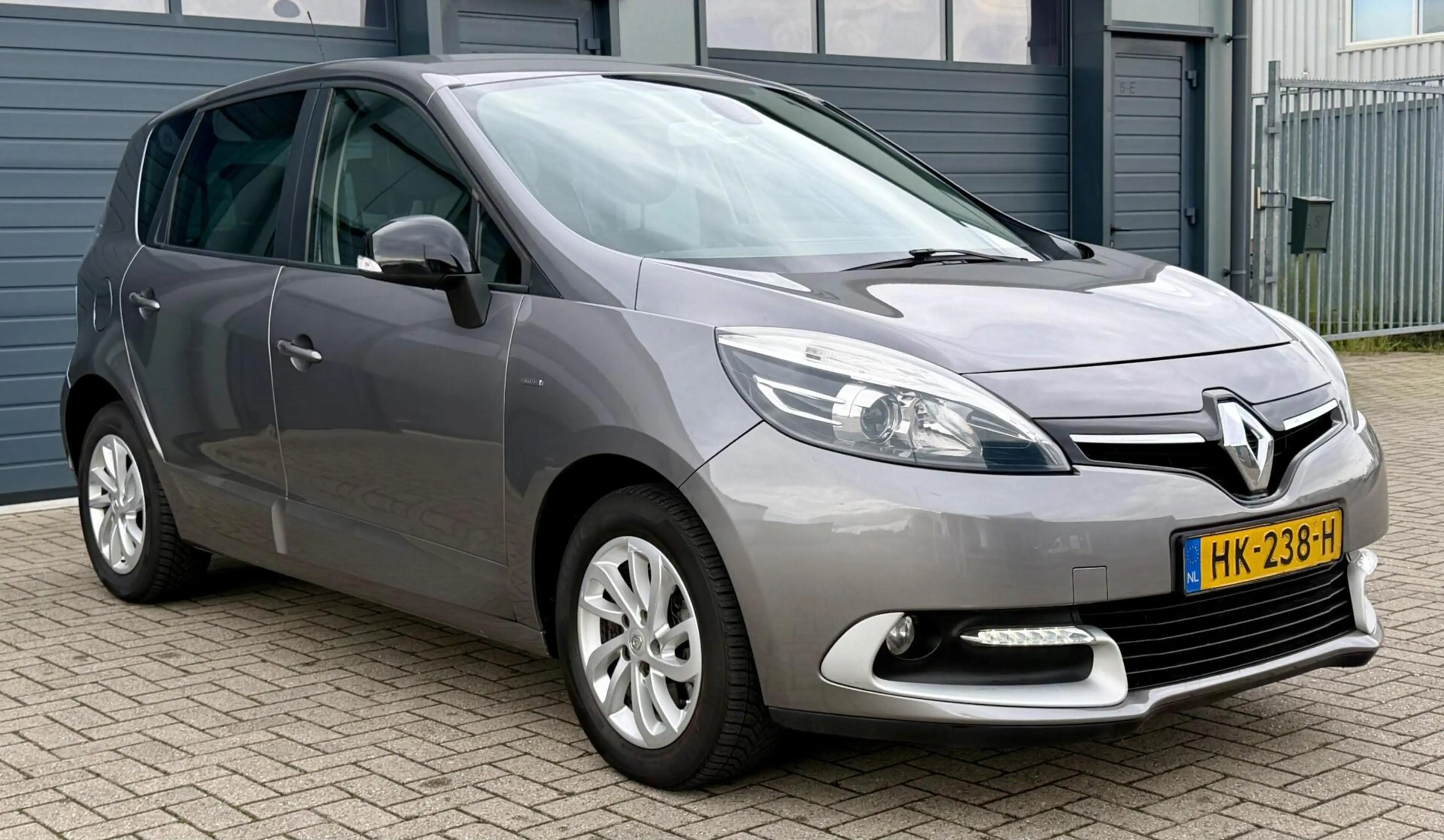 Renault Scenic 1.2 -130pk TCe Limited | Trekhaak | Nieuwe Ketting — photo 12