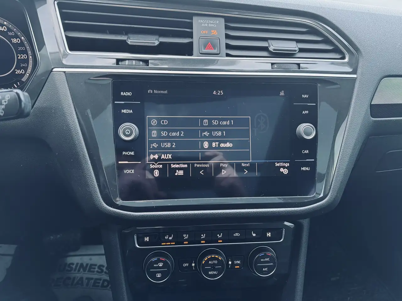 Volkswagen Tiguan снимка Volkswagen Tiguan
