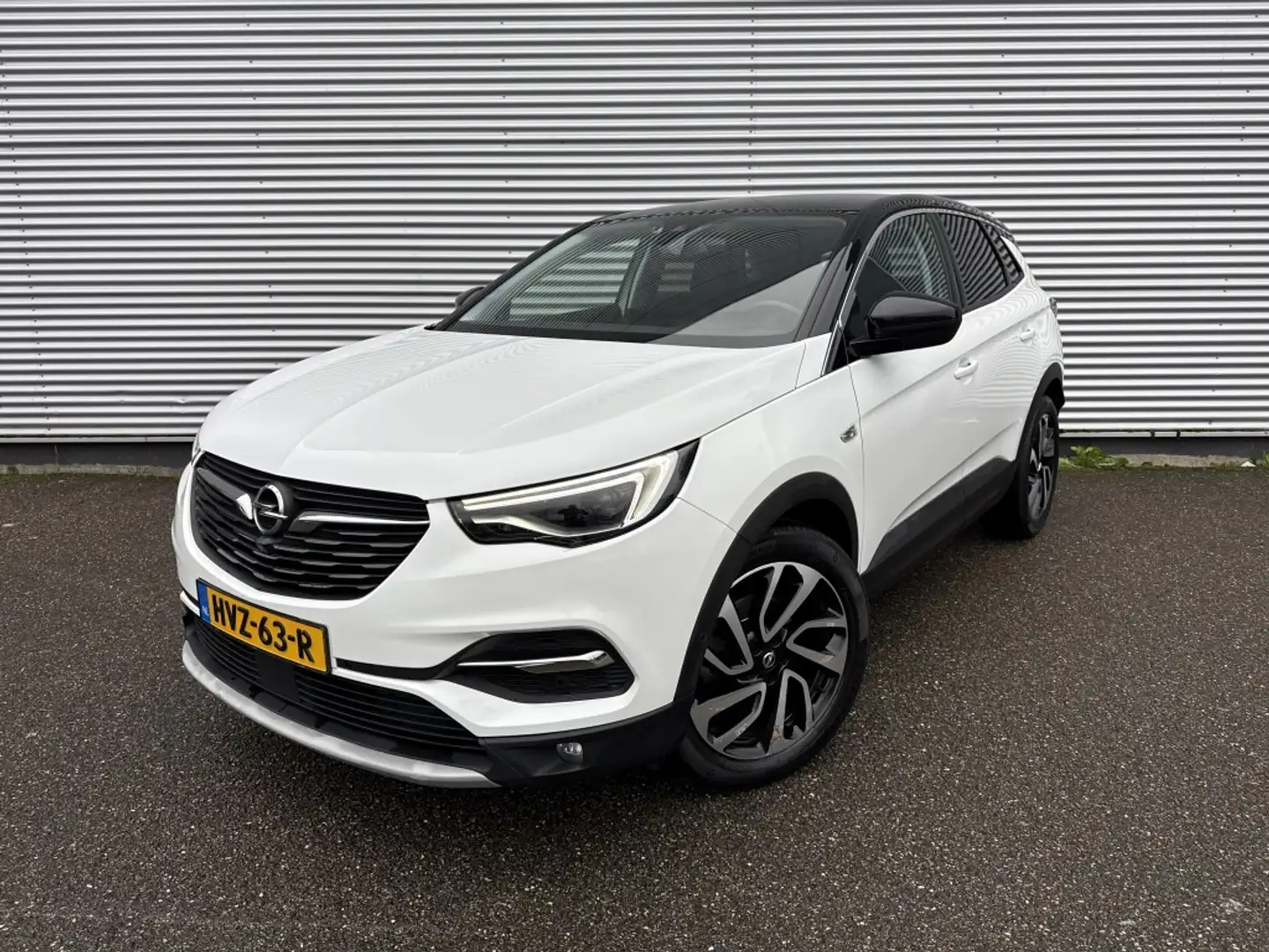 Opel Grandland X 1.2 Turbo Ultimate Leer 19" camera stoelvw+ventila Wit - 1