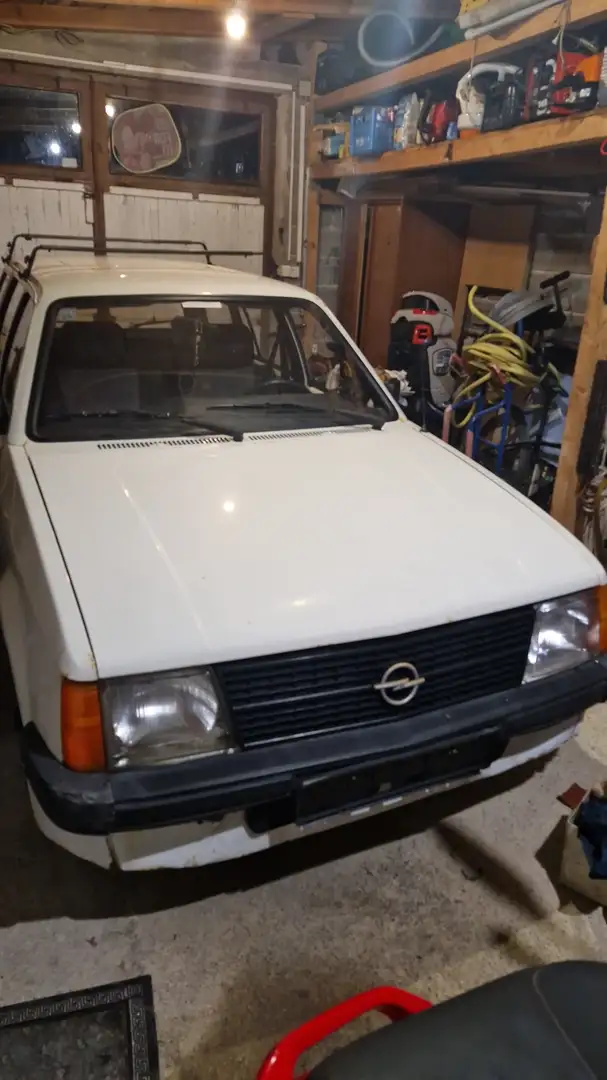 Opel Kadett 1.6 d Kombi Білий - 1
