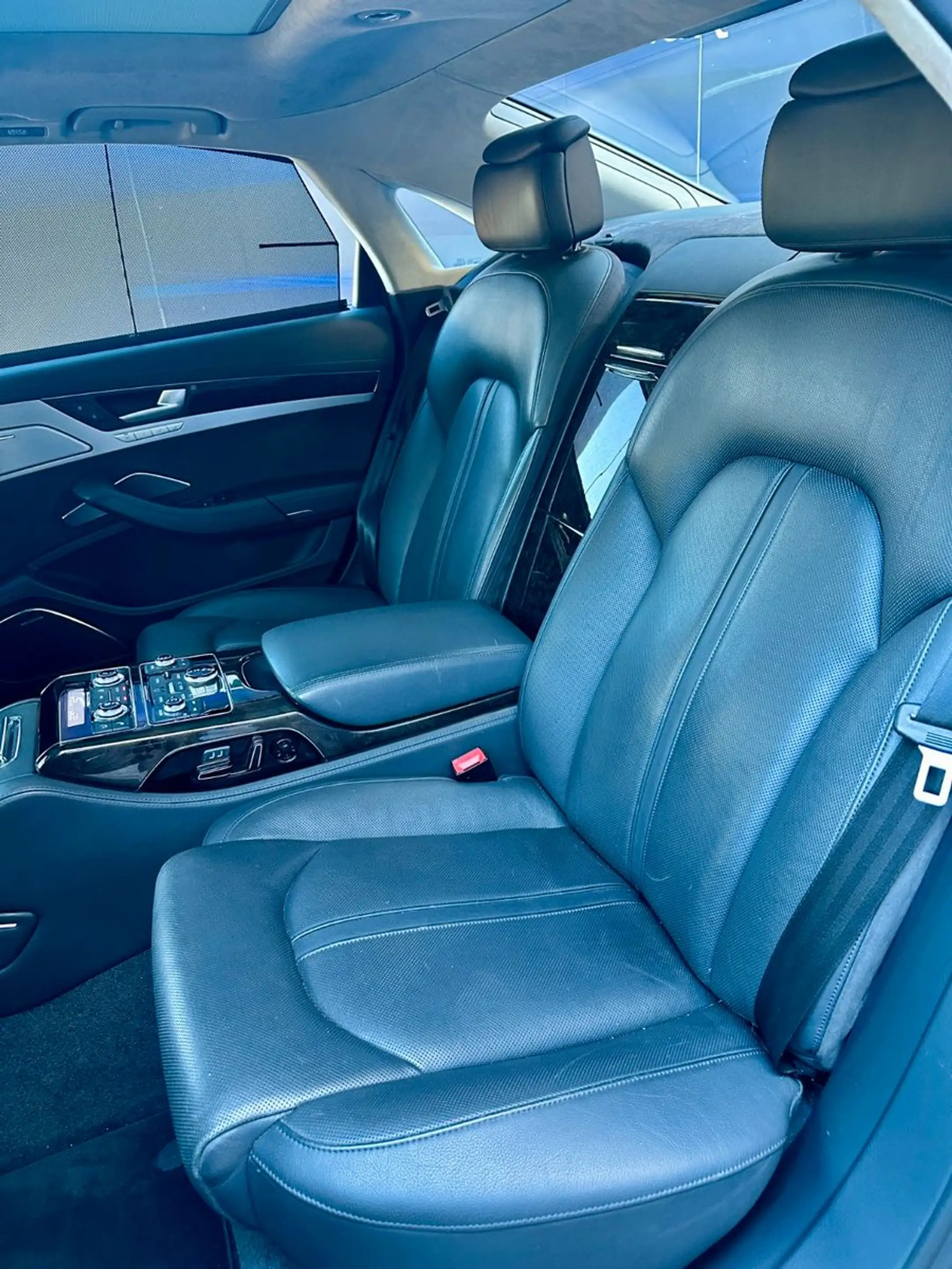 Audi A8 3.0 TDI Lang - Fondsitzpaket - NP 142.000€ — photo 11