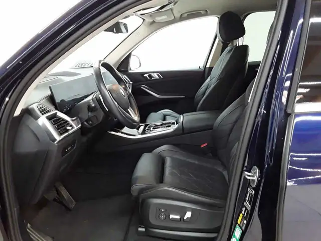 BMW X5 view 7