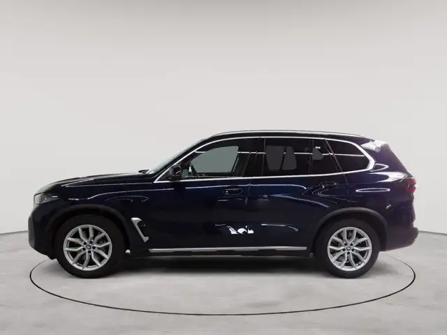 BMW X5 view 6