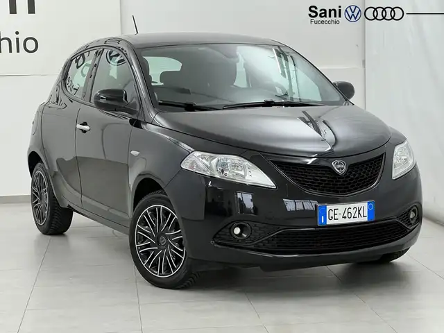 Lancia Y Ypsilon 1.0 firefly hybrid Gold s&s 70cv