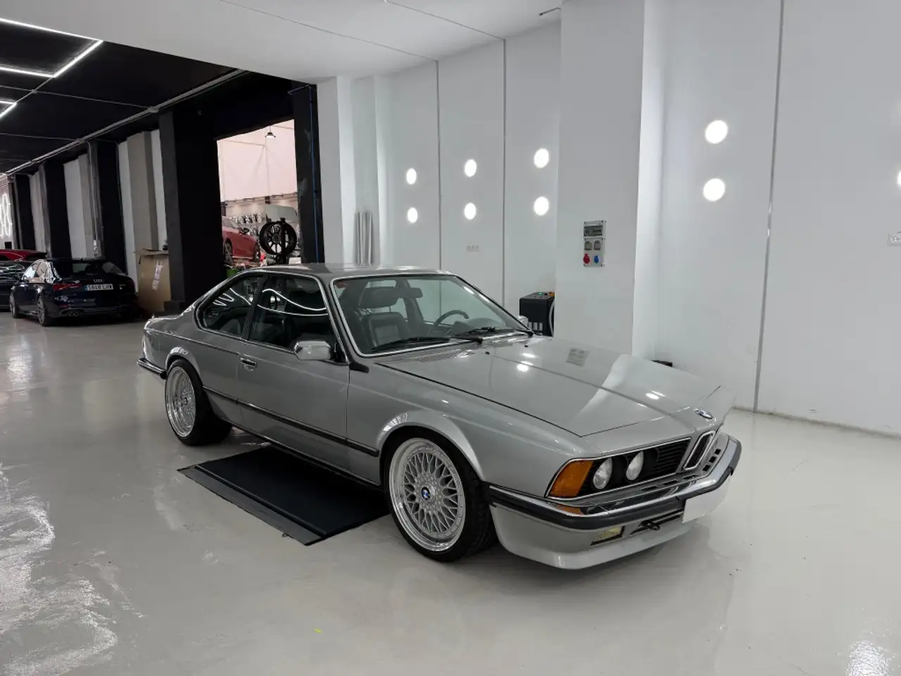 BMW 635 M CSi Kat (E24), foto 3