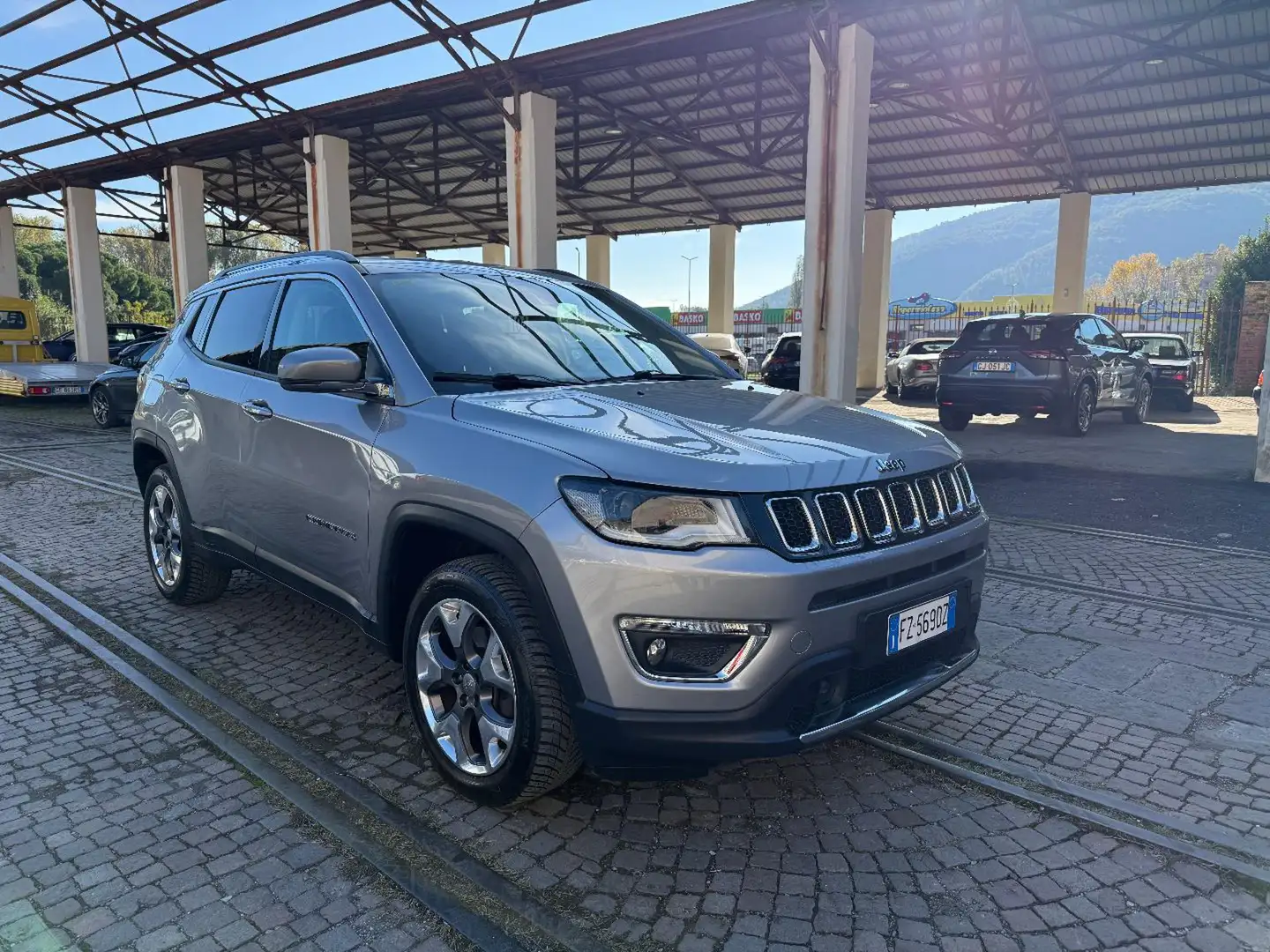 Jeep Compass 2.0 Multijet II aut. 4WD Limited Grigio - 2
