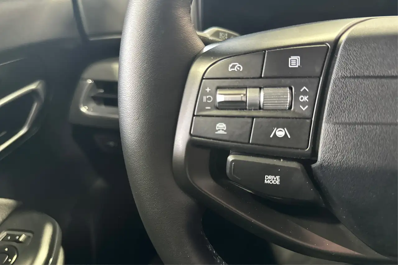 Kia K4 снимка Kia K4