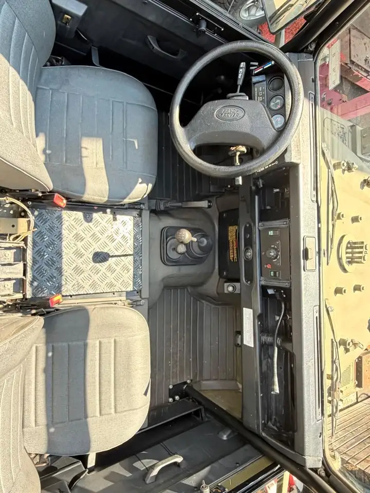 Land Rover Defender 110 HT, foto 9