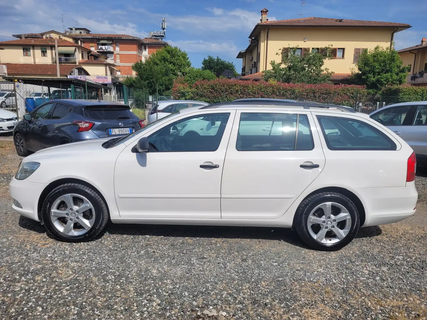 Skoda Octavia 1.6 TDI CR F.AP. Wagon Ambition Blanc - 2