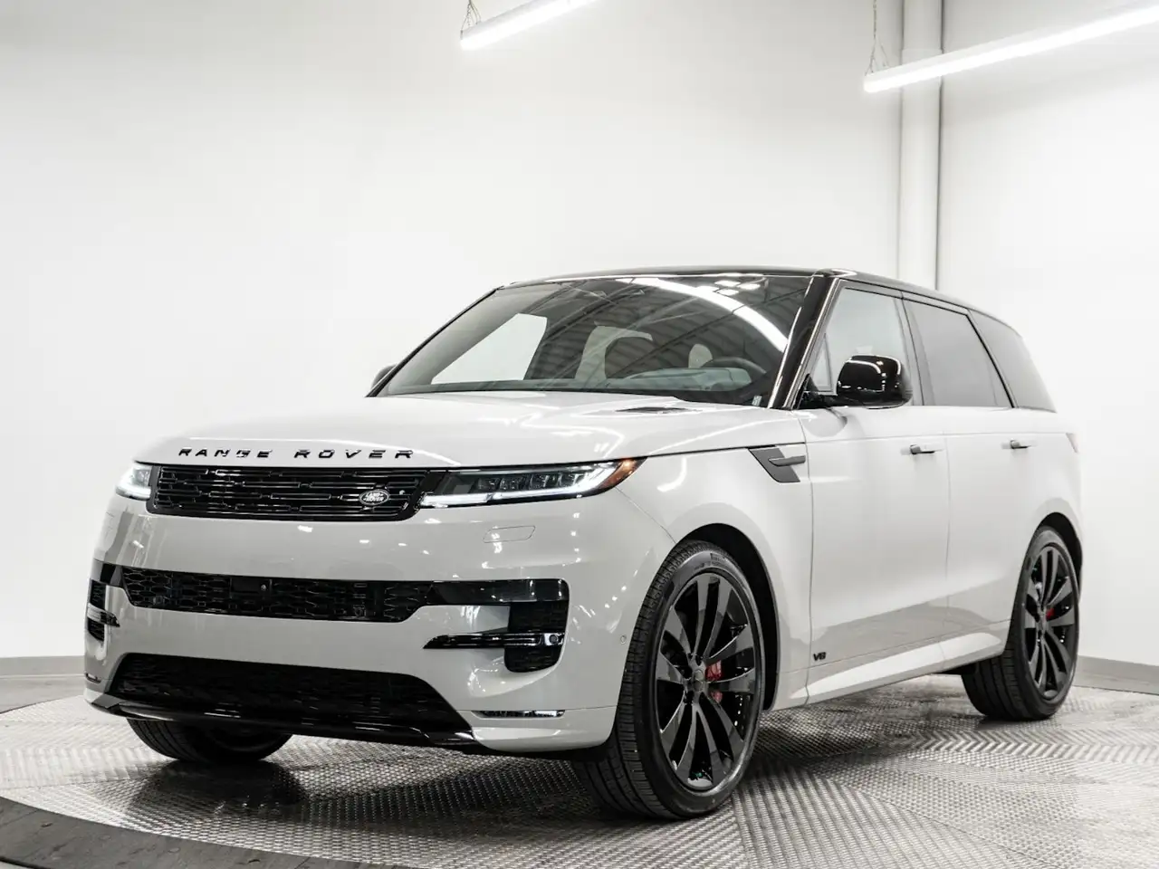 2026 Land Rover Range Rover Sport