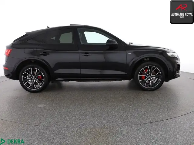 Audi Q5 view 6