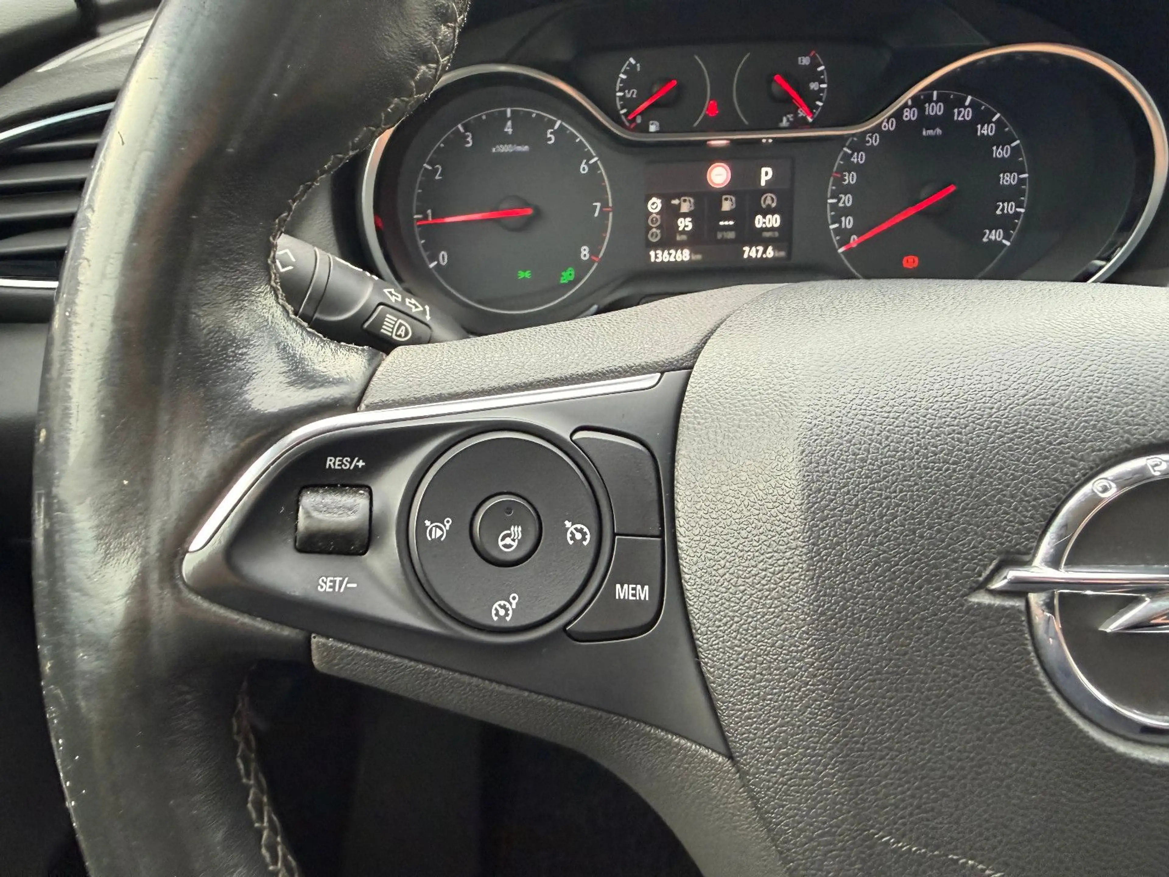 Opel Grandland X /NAVI/GARANTIE/LEDER/AHK/KAMERA/ALU — photo 15