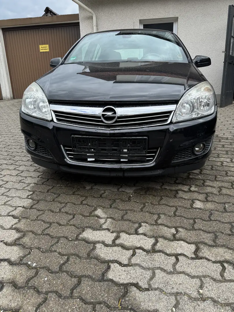 Opel Astra ecoFlex Schwarz - 1