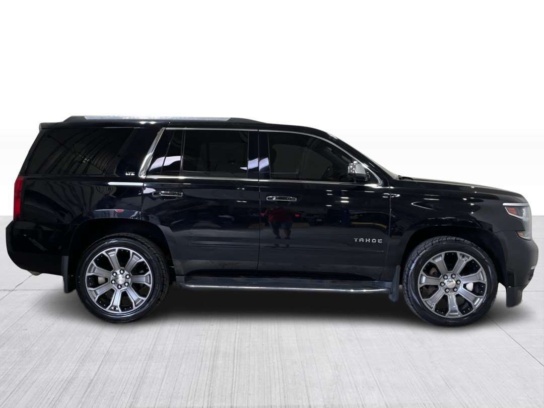 2016 Chevrolet Tahoe LTZ AWD 7 Places Cuir Toit GPS Sièges Chauffants C — снимка 1