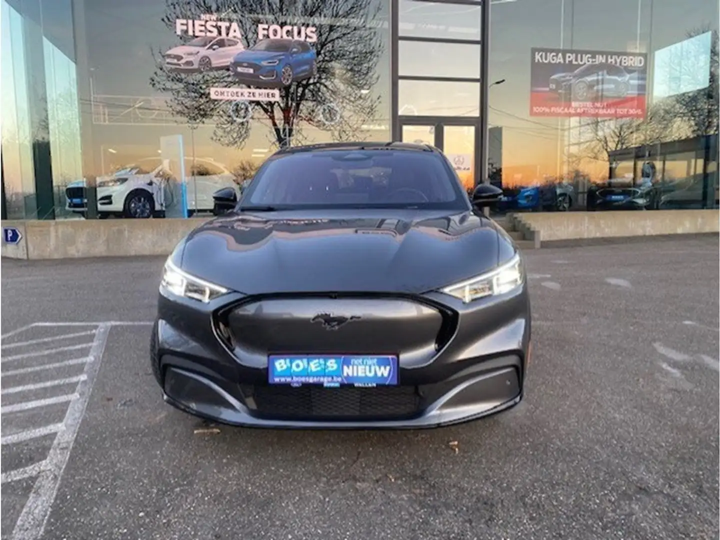 Ford Mustang Mach-E - 2