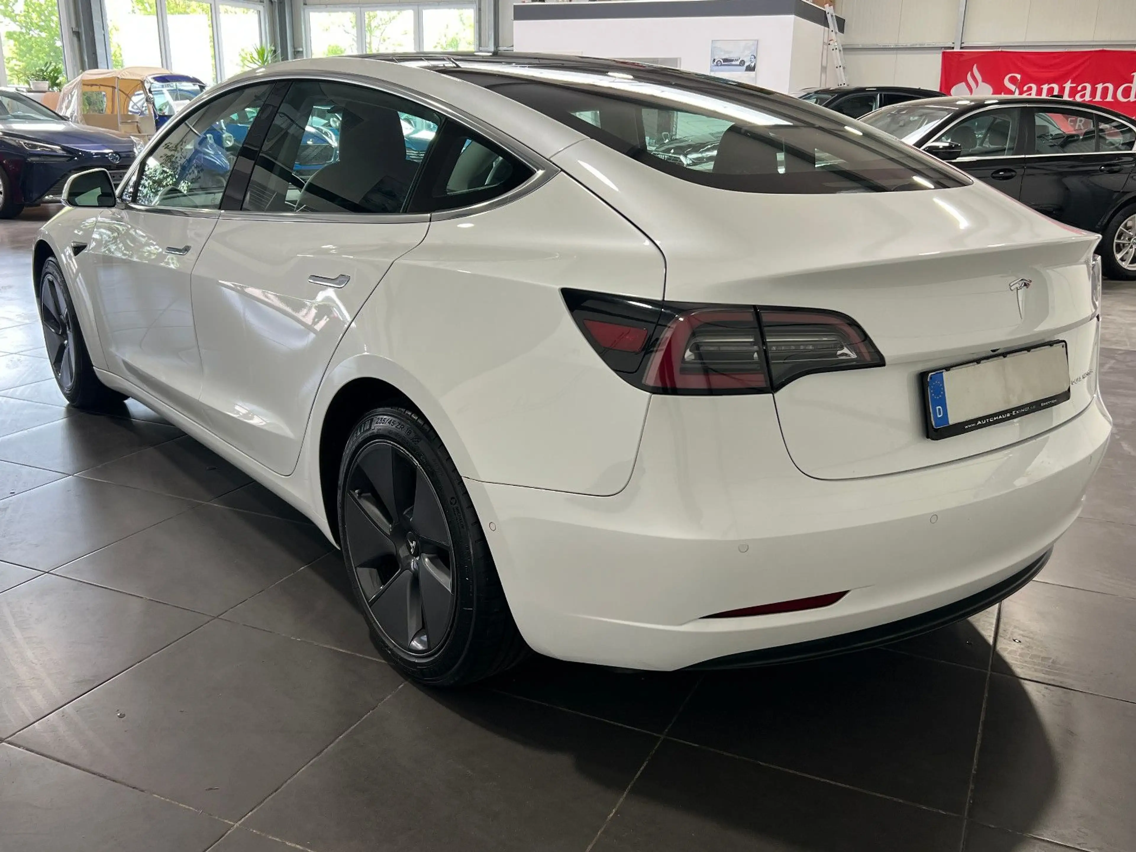 Tesla Model 3 Dualmotor Long Range **Leder*Navi** — photo 2