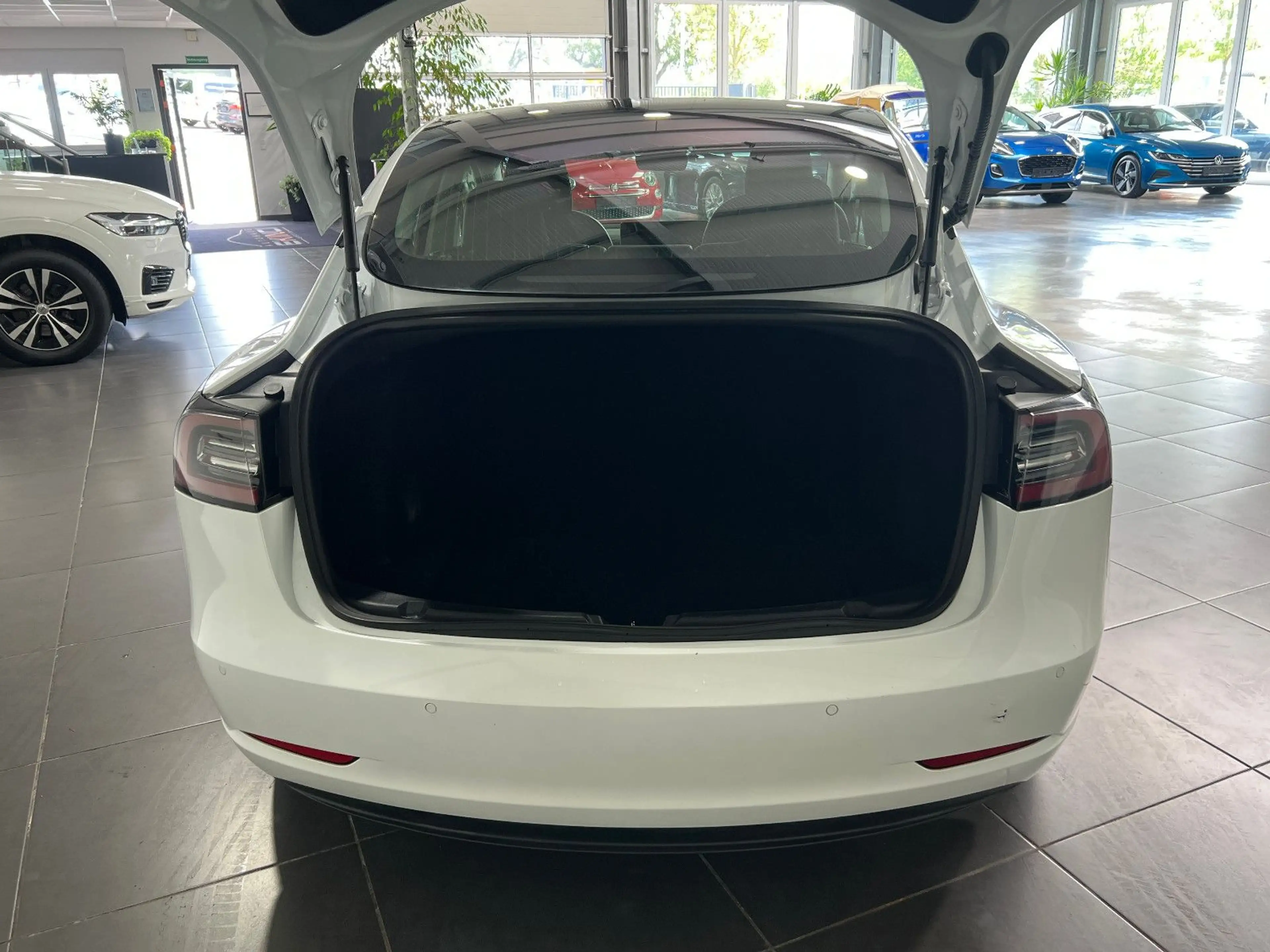 Tesla Model 3 Dualmotor Long Range **Leder*Navi** — photo 9
