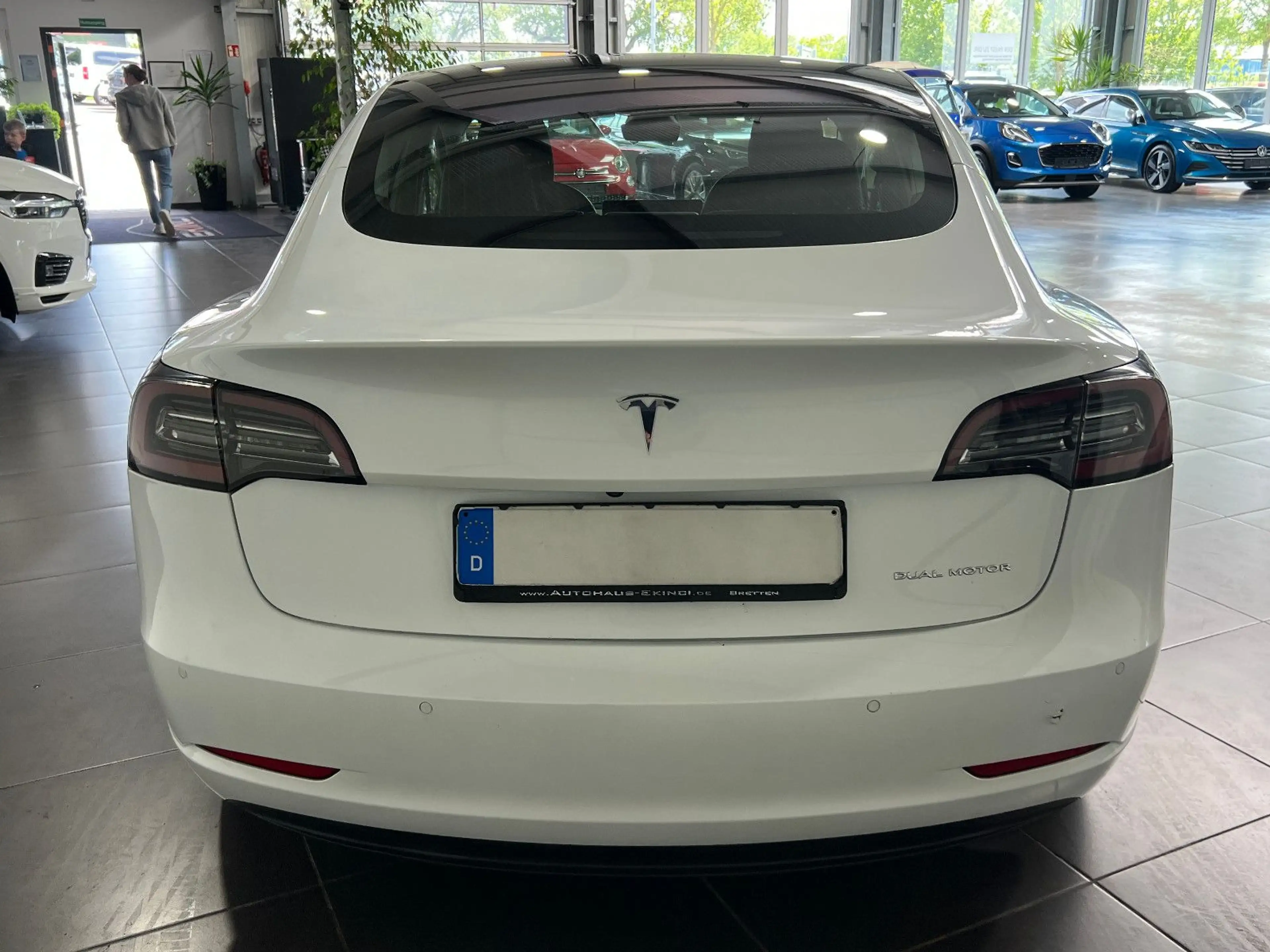 Tesla Model 3 Dualmotor Long Range **Leder*Navi** — photo 8