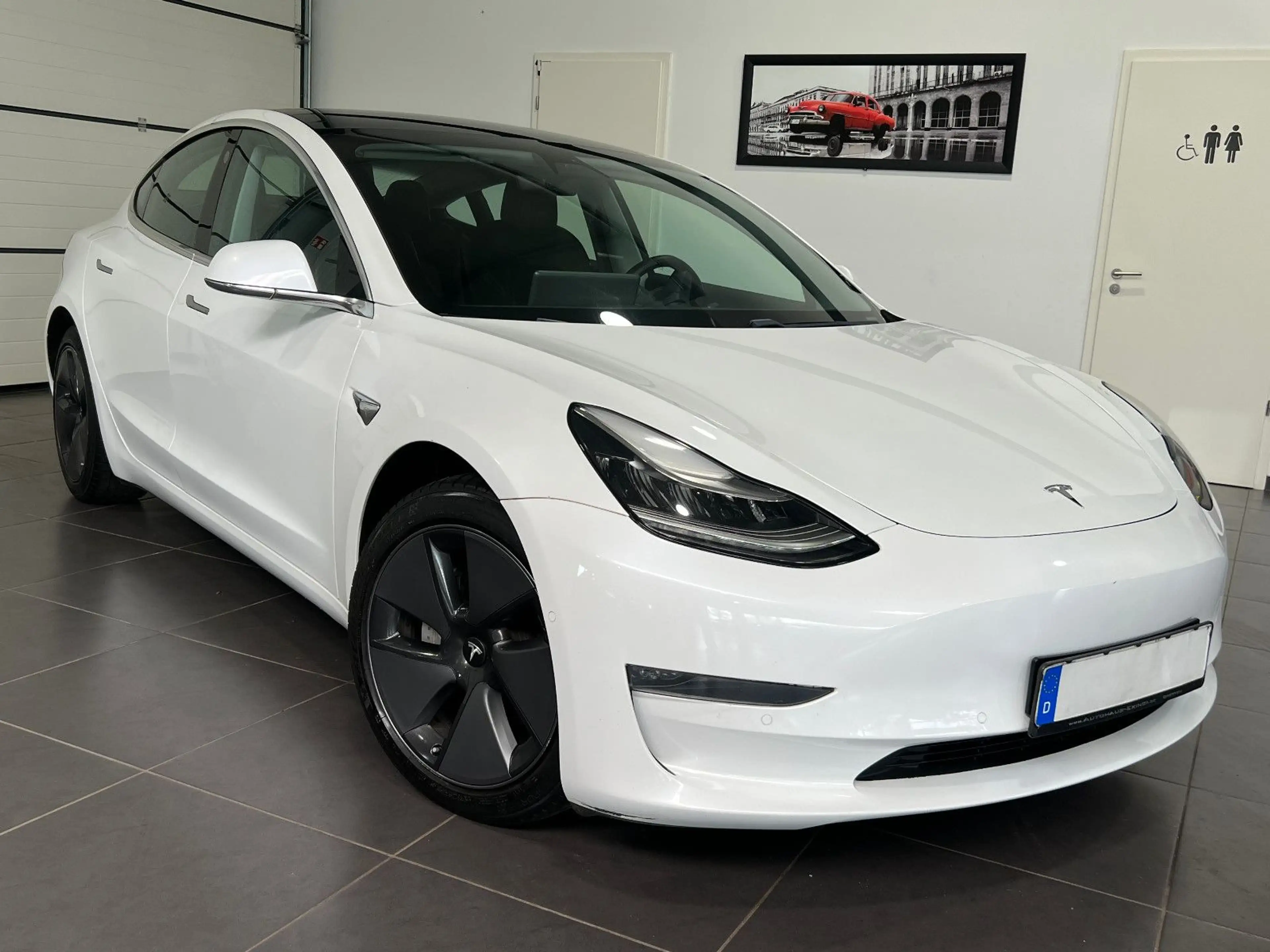 Tesla Model 3 Dualmotor Long Range **Leder*Navi** — photo 5