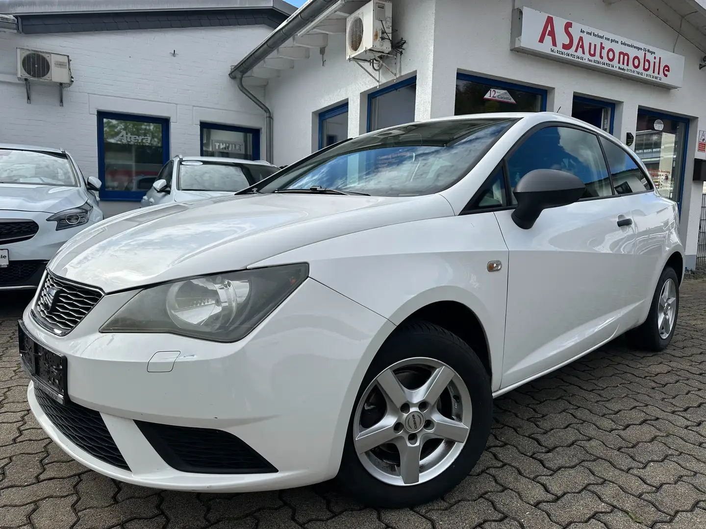 SEAT Ibiza 1.2 12V Reference Viva+KLIMA+PDC+SHZ+TÜV:NEU Weiß - 1