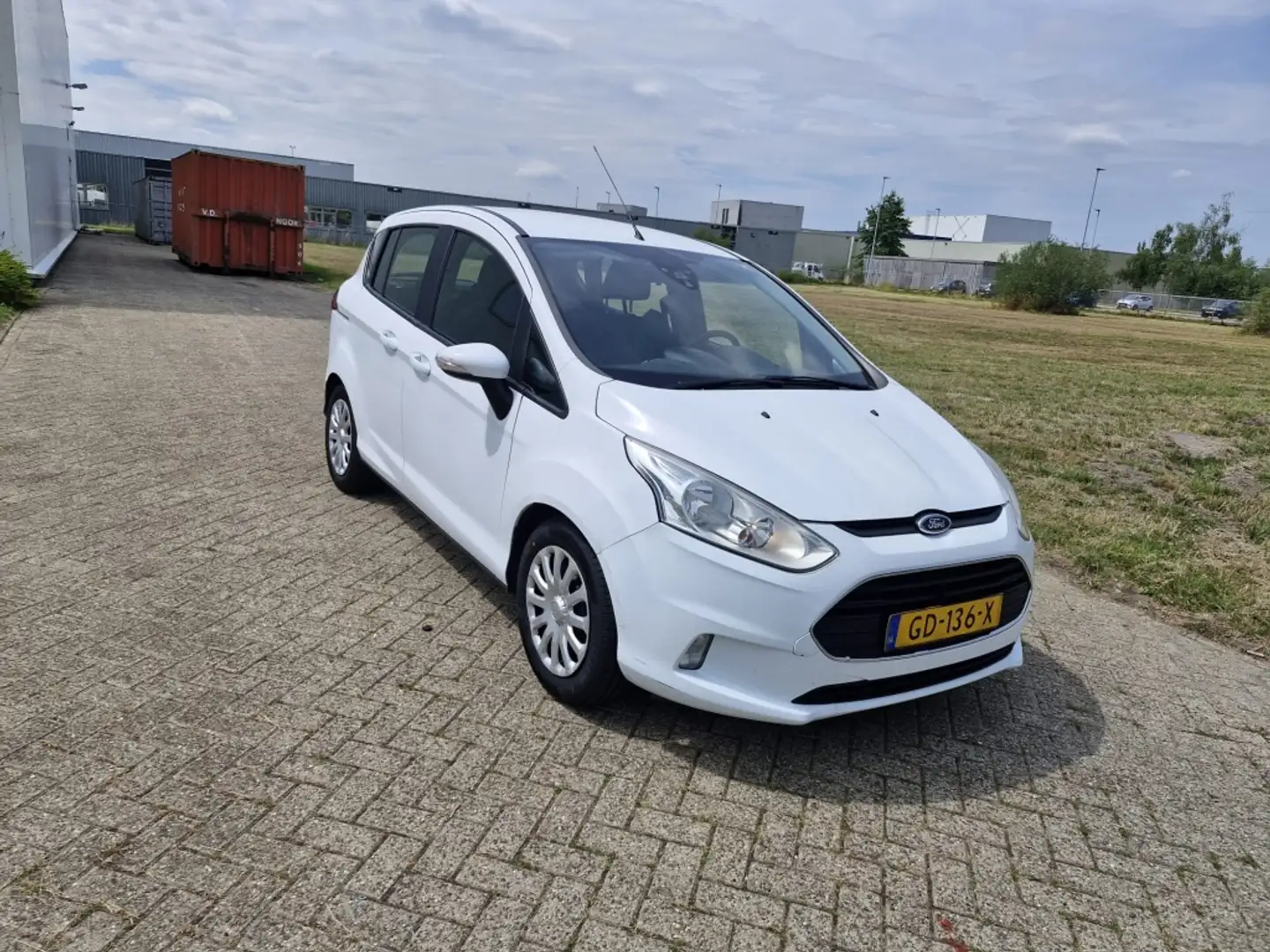 Ford B-Max 1.0 EcoB. Tit. Fi.Ed Wit - 1